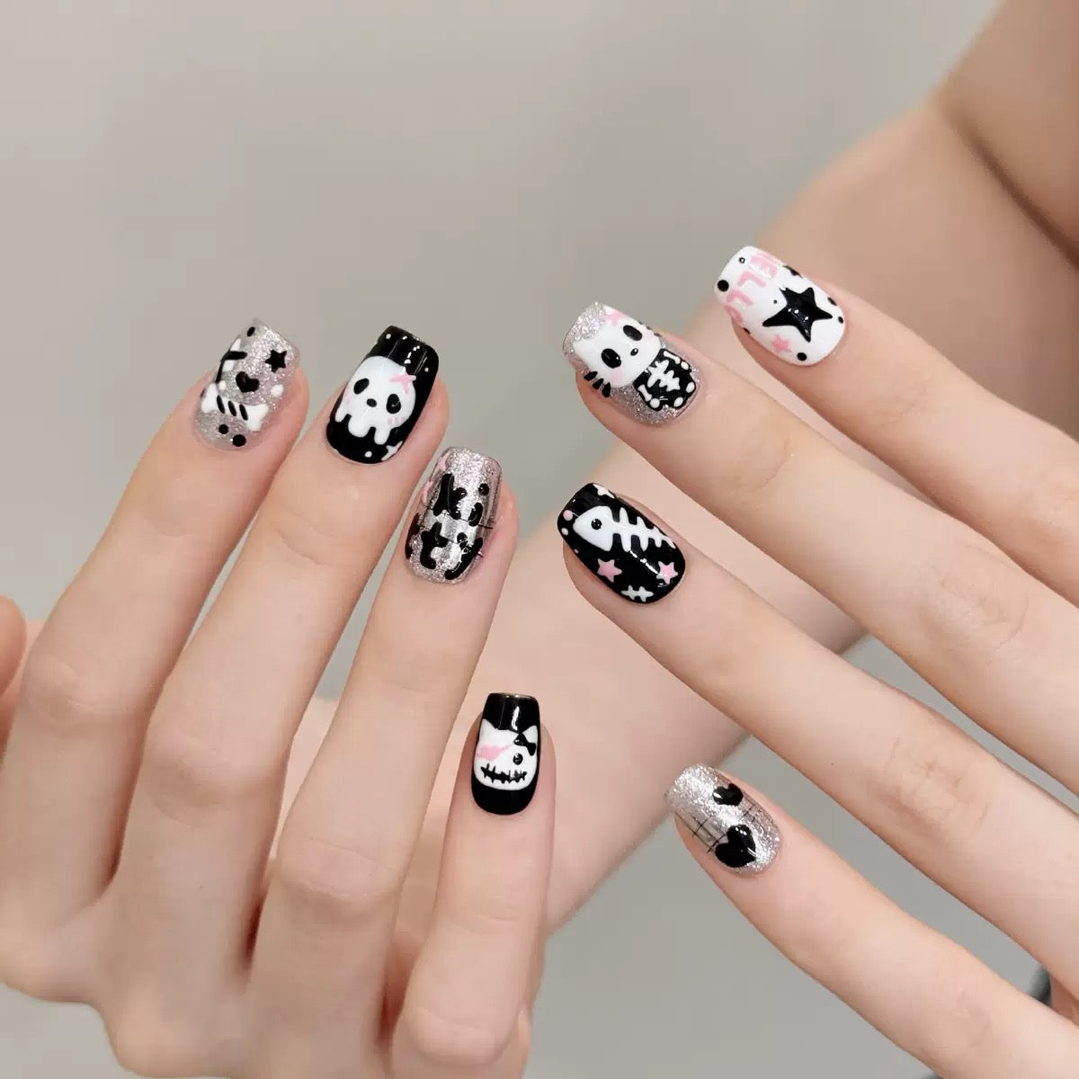 Halloween Eyes - Holiday Handmade Press On Nails
