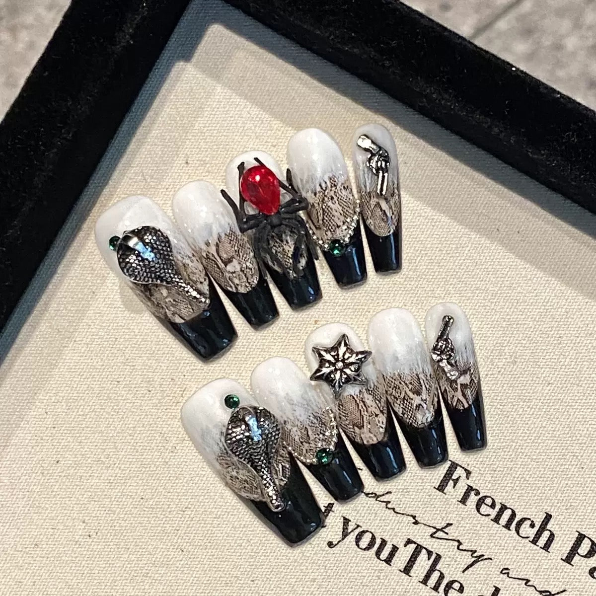 Halloween Spooky Clown - Holiday Handmade Press On Nails