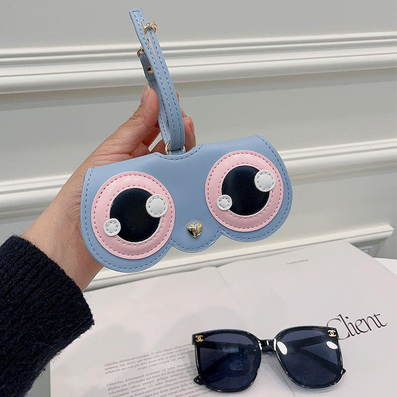 Cute stylishly portable Sunglasses Pouch Bag charm
