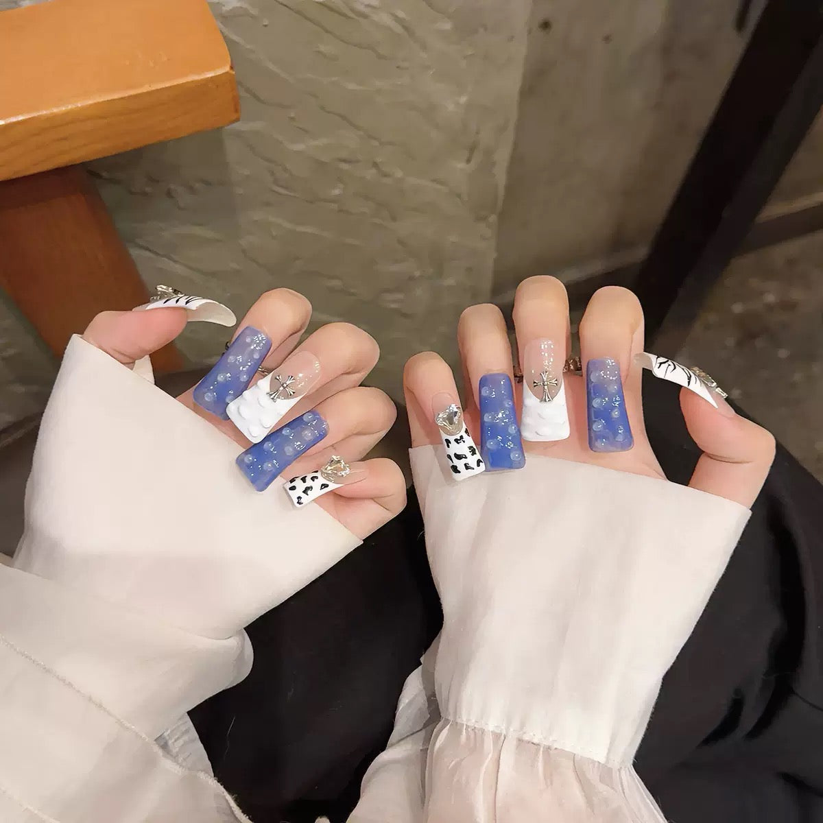 Blue Ocean French - Duck Shape Handmade Press On Nails