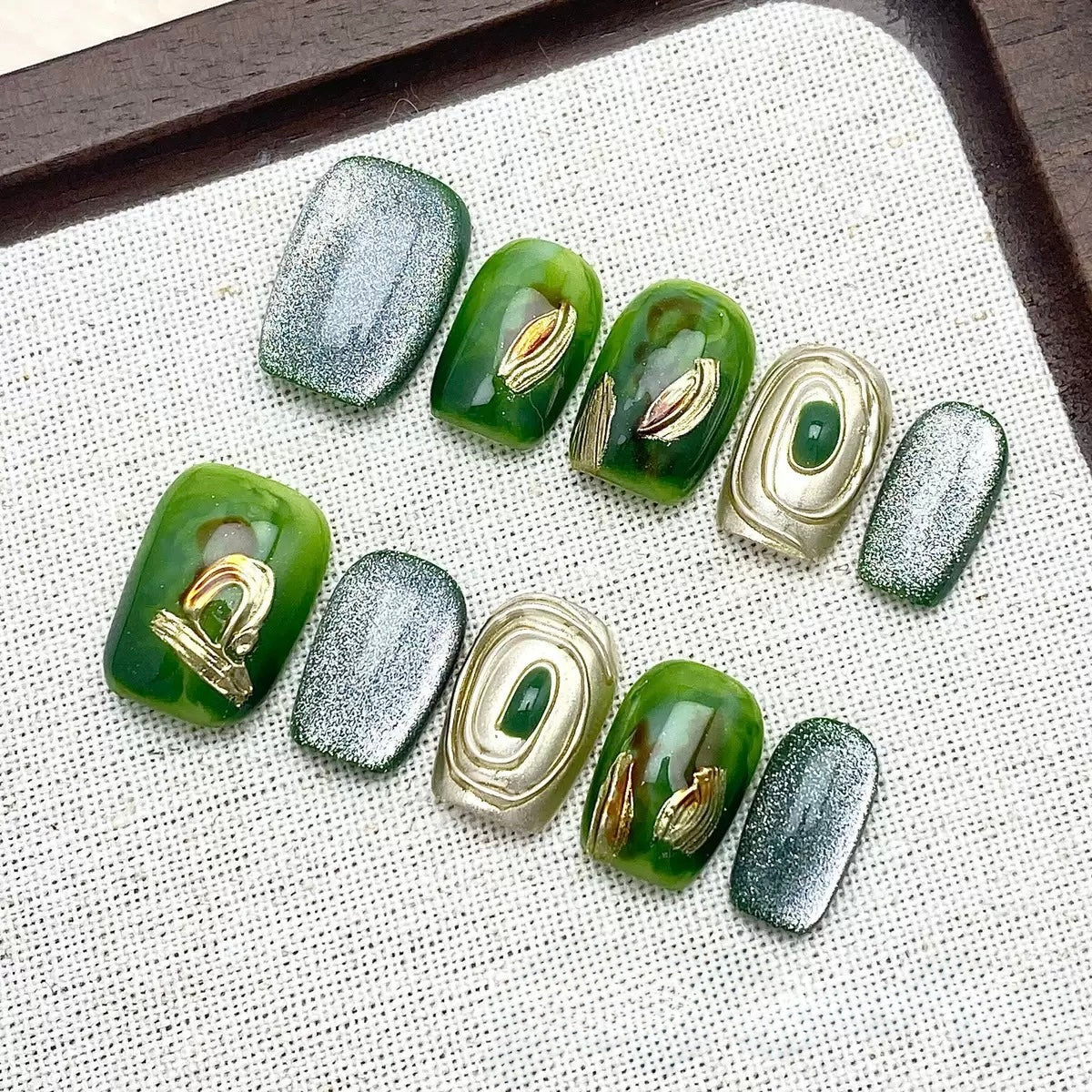 Green Wonderland - Fairy Chic Handmade Press On Nails